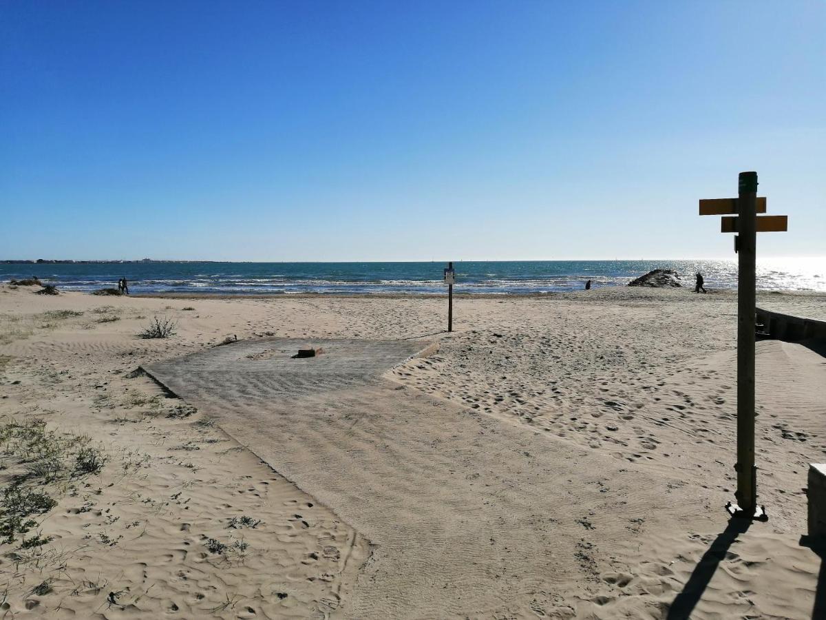Appartamento Grau Du Roi T2 Calme, Accès + Parking *